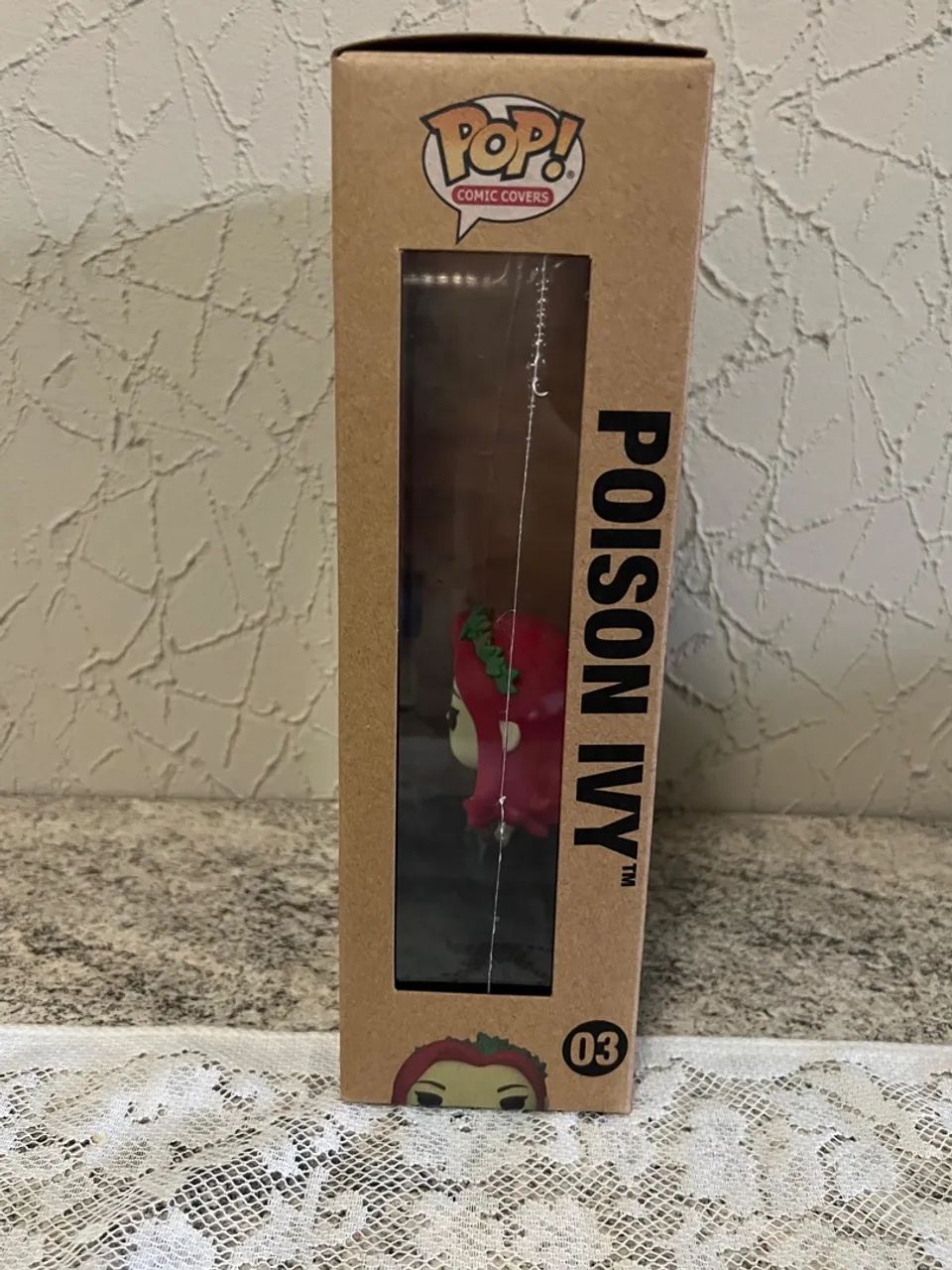 Funko Pop! DC - Poison Ivy Special Edition - Foto 3