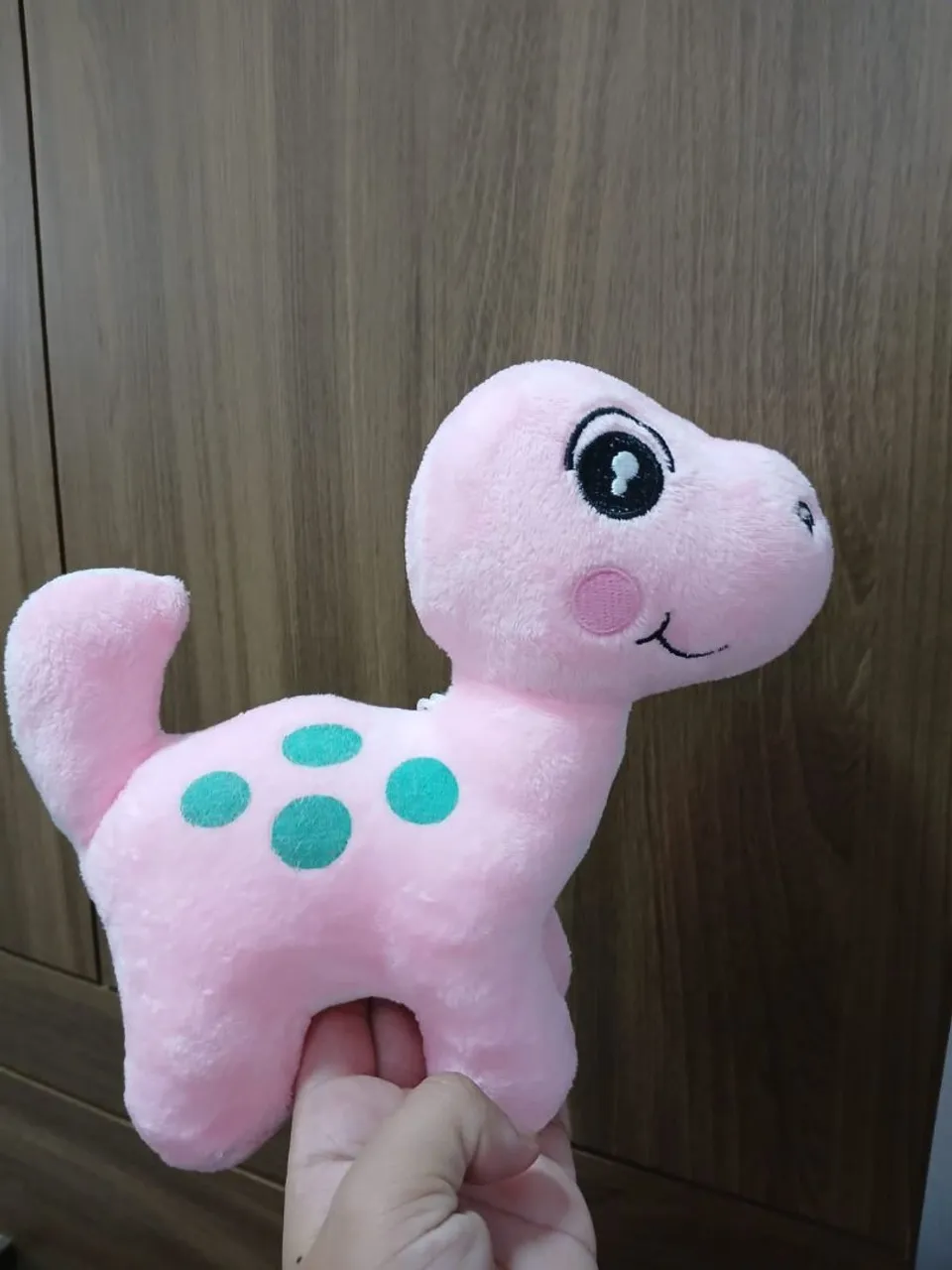 Pelúcia de Dinossauro Rosa com Bolinhas