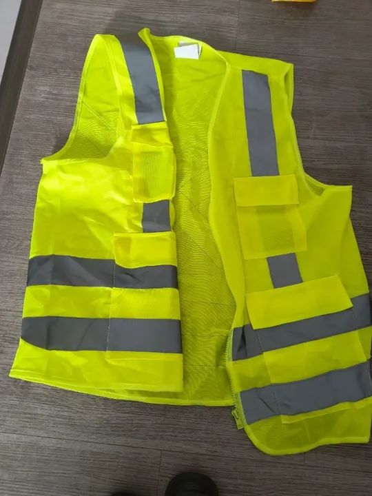 Capacete EPI, Colete EPI e bota segurança (Kadesh) - Foto 2