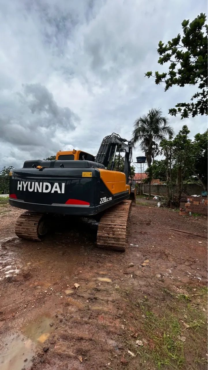 Escavadeira Hyundai r220lc-9 - Foto 3
