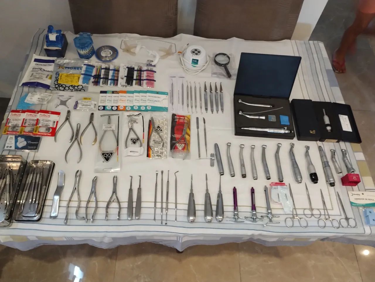 Kit de ferramentas para dentista