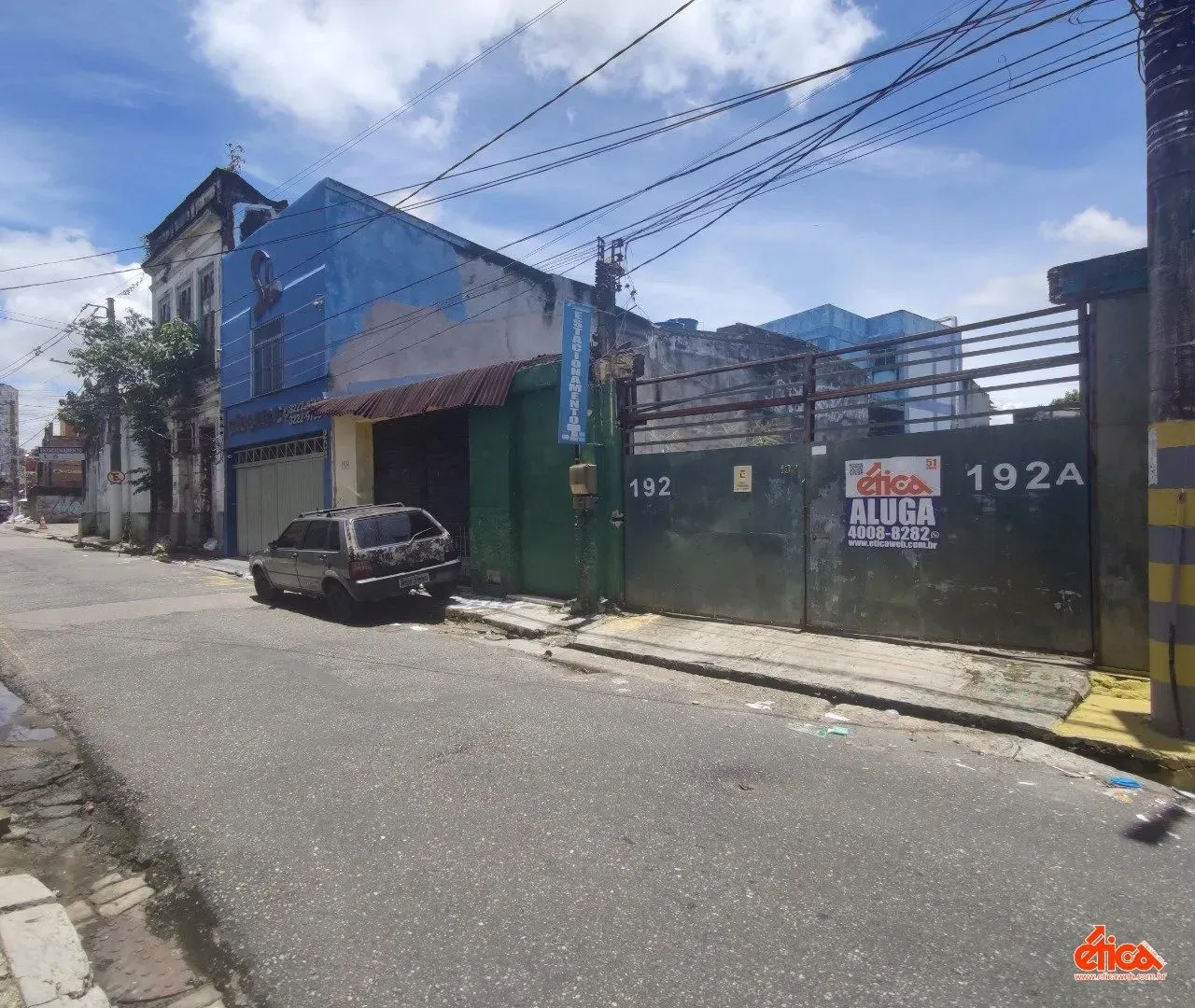 Amplo espaço tipo estacionamento na Ó de Almeida med 360,00m²