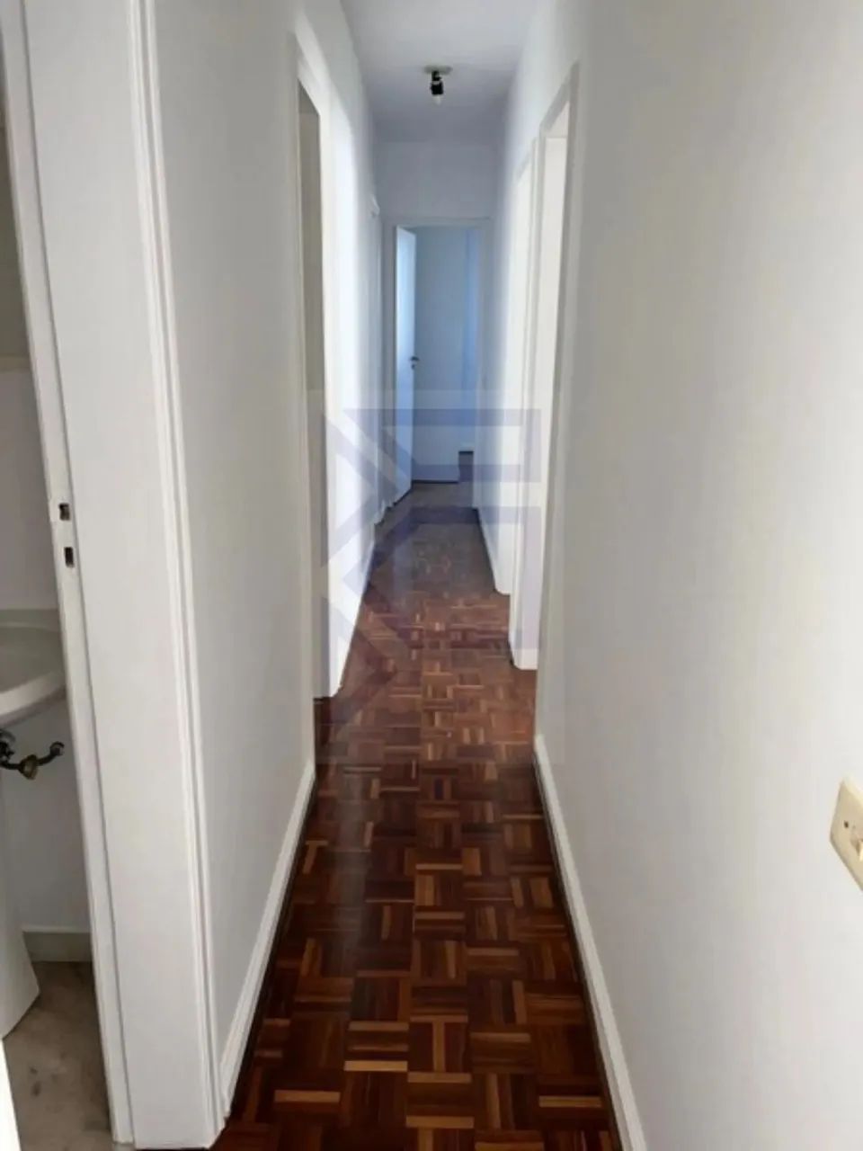 Apartamento de luxo no Leblon, Rio de Janeiro - 4 quartos, 1 suíte, 2 vagas de garagem - I - Foto 4