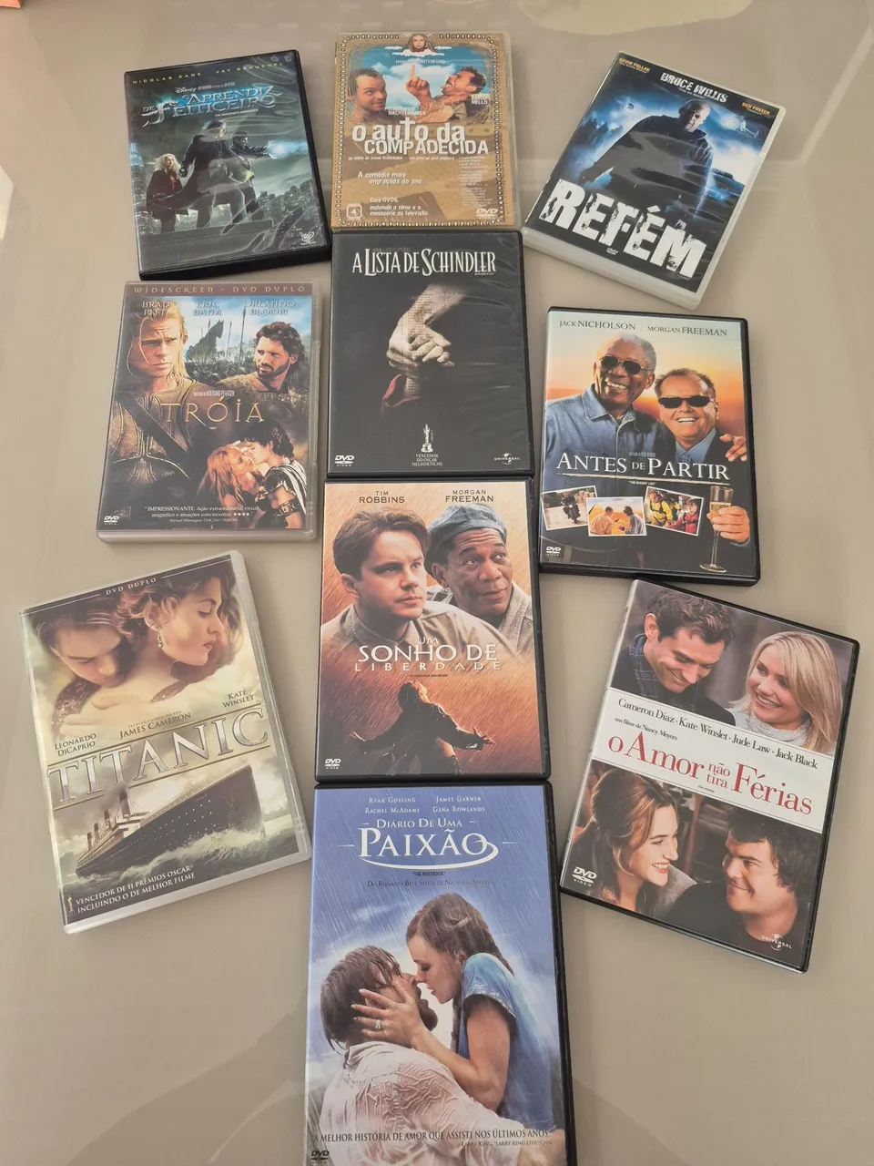 Coleção de DVDs: Filmes Clássicos e Sucessos!