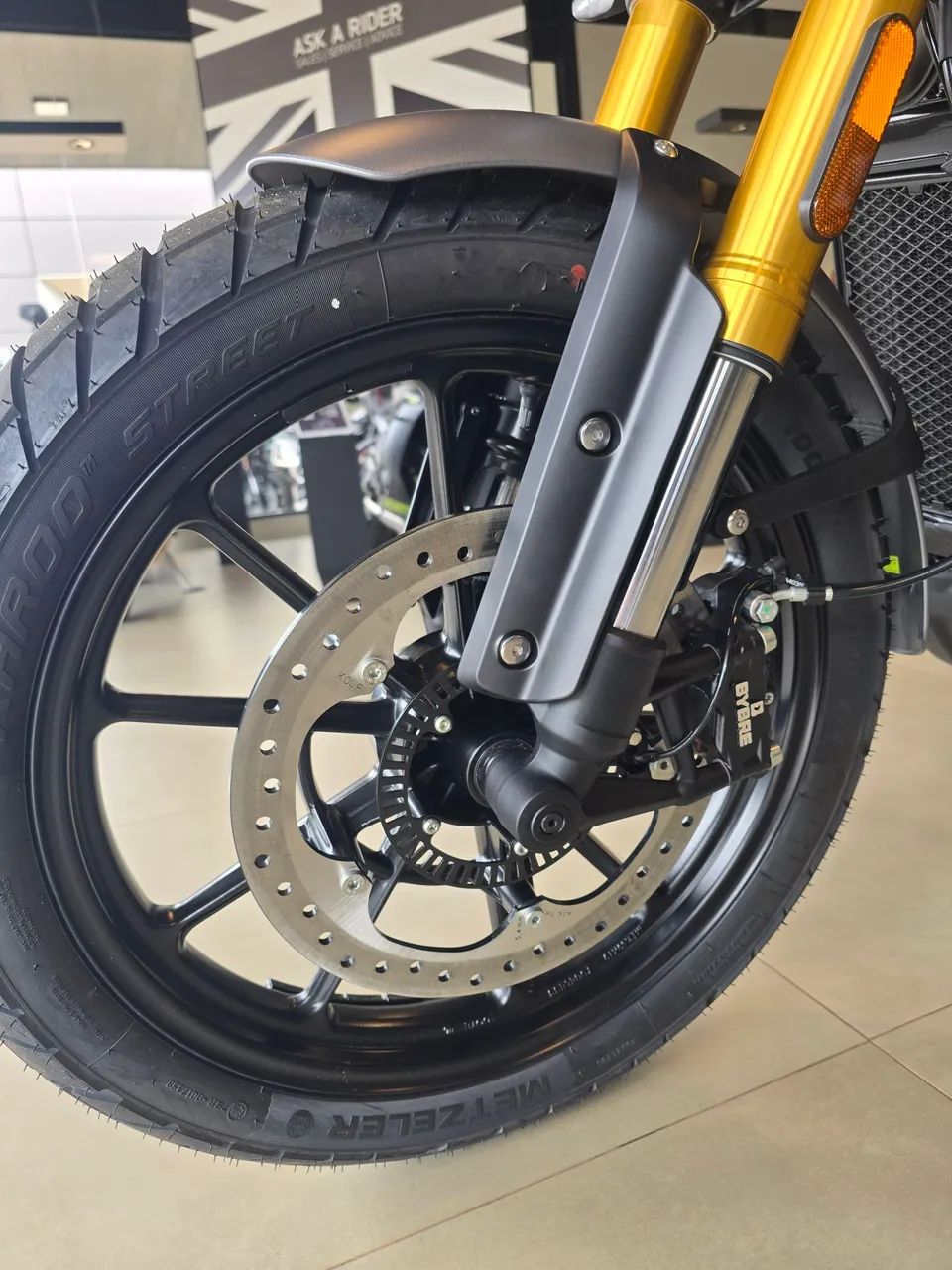 Scrambler 400x - Foto 5