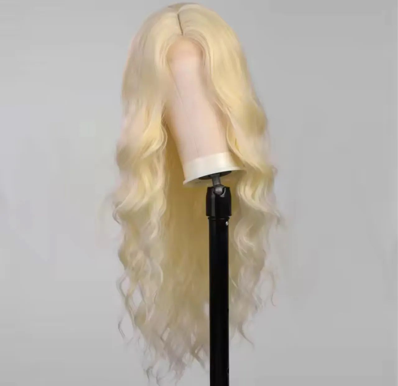 Lace WIG - FIBRA PREMIUM  60 cm