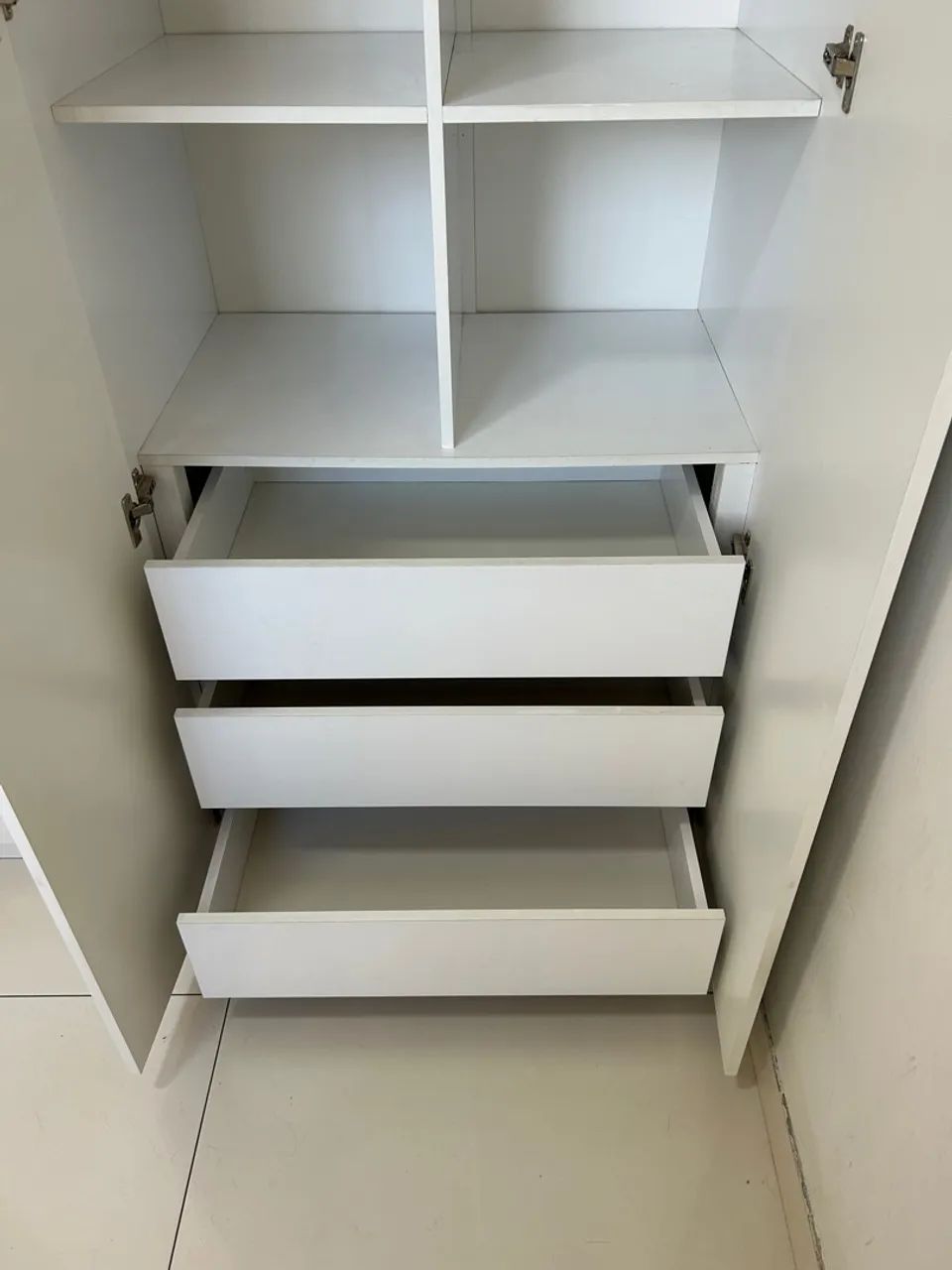 Guarda-Roupas Branco de 4 Portas - Foto 3