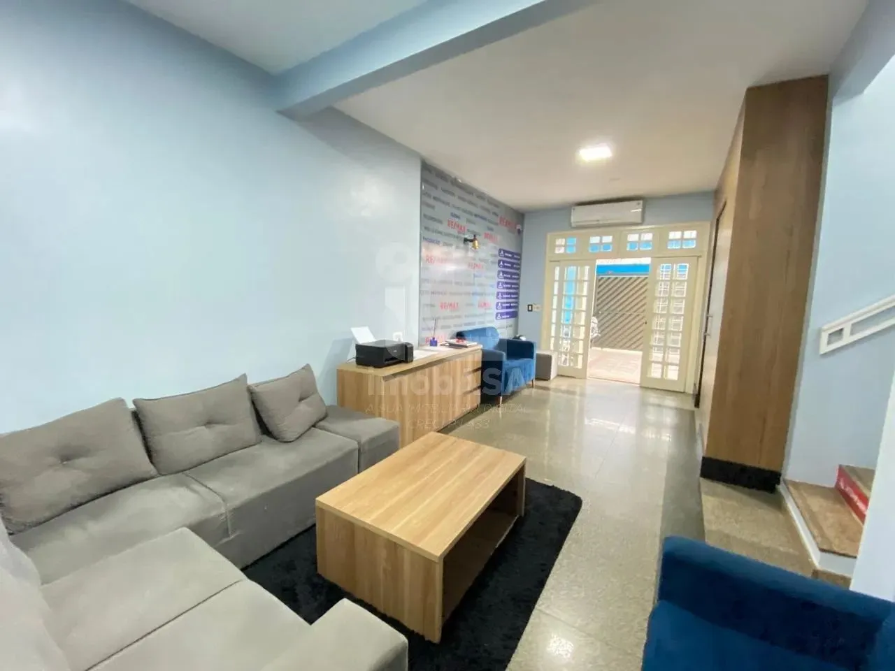 Casa à venda em Manaus-AM, Dom Pedro I: 4 quartos, 4 suítes, 3 salas, 6 banheiros, 2 vagas