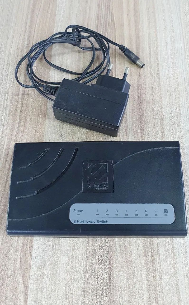 Switch de Rede 8 Portas Encore