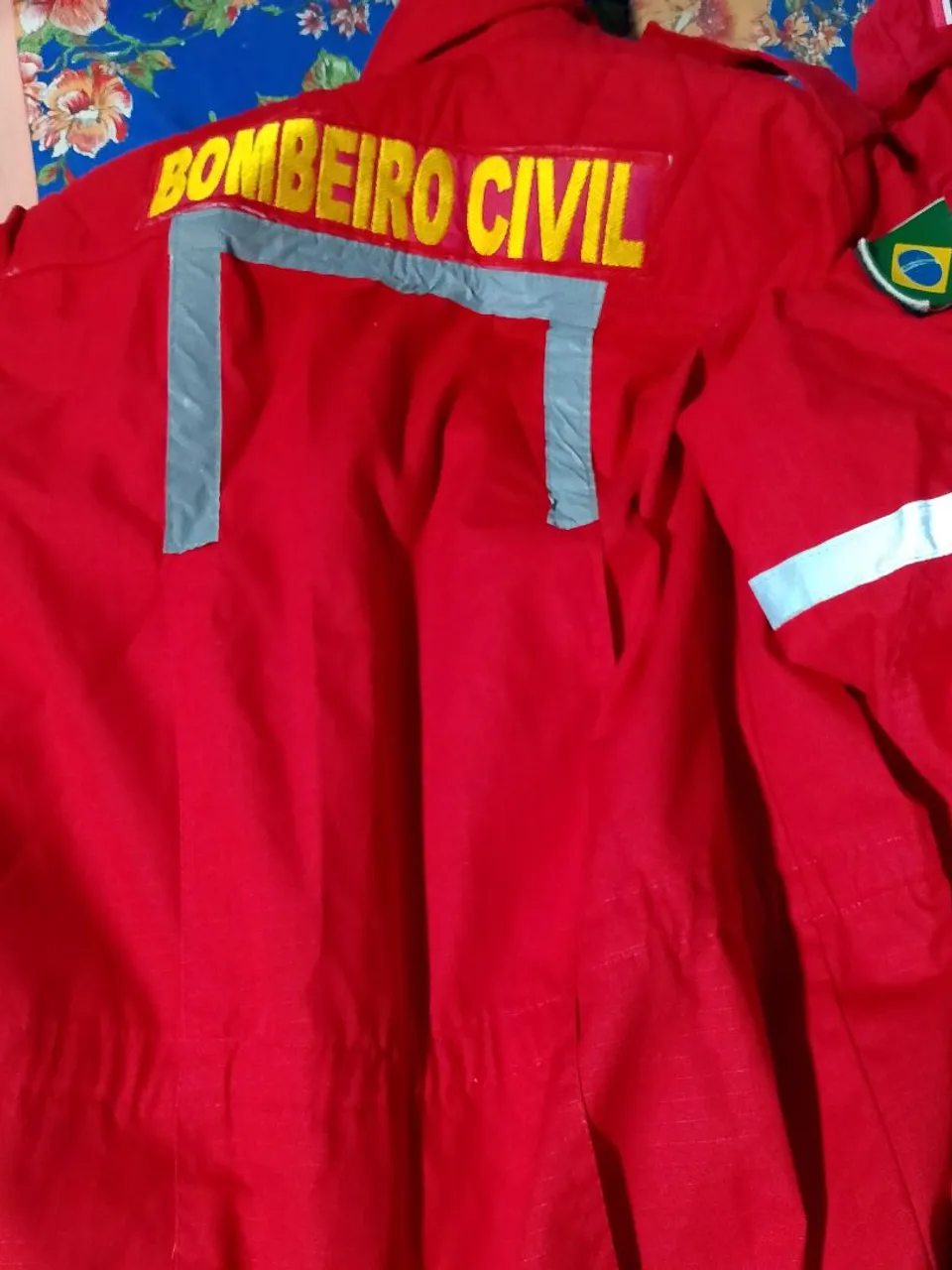 Vende-se fardamento completo de bombeiro civil al