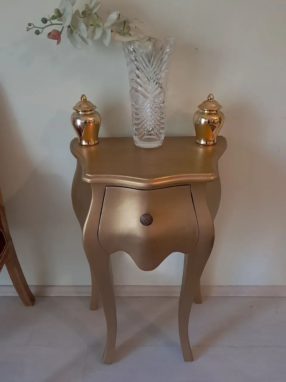 Bombê dourada 