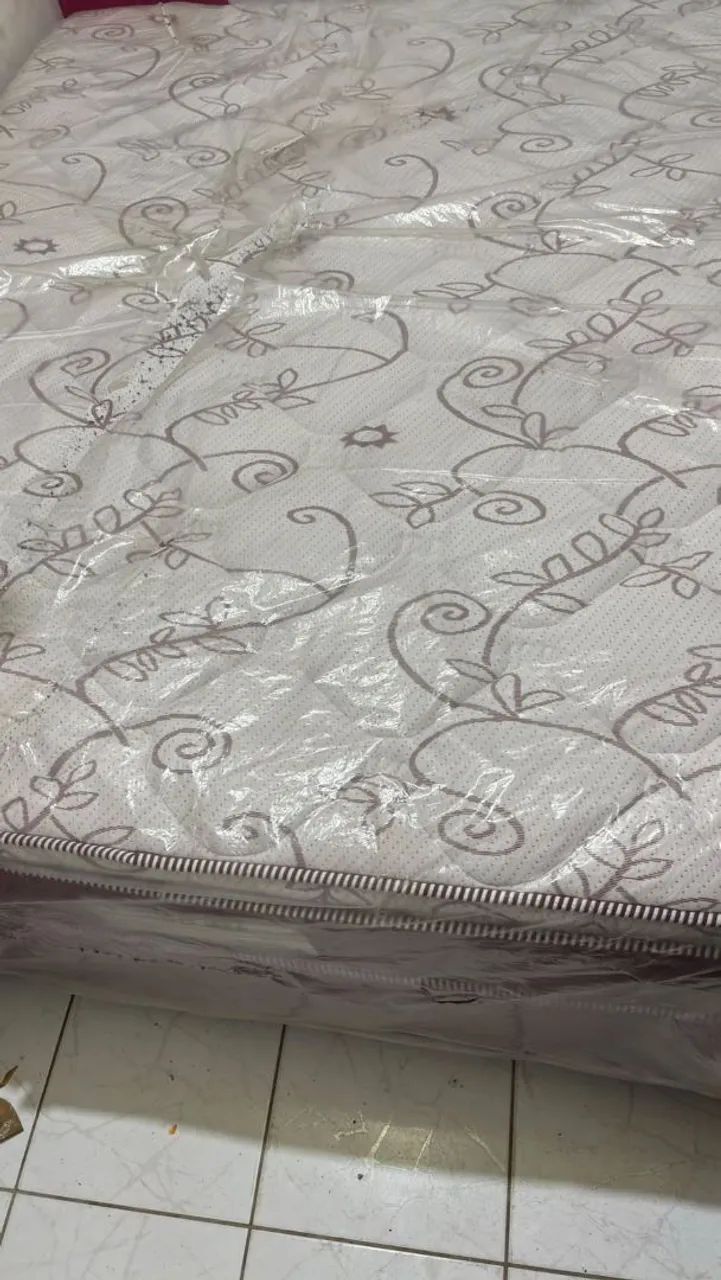 cama queen semi nova  - Foto 3