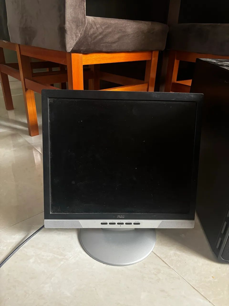 COMPUTADOR A VENDA - Computadores e Desktops - Alto das Palmeiras