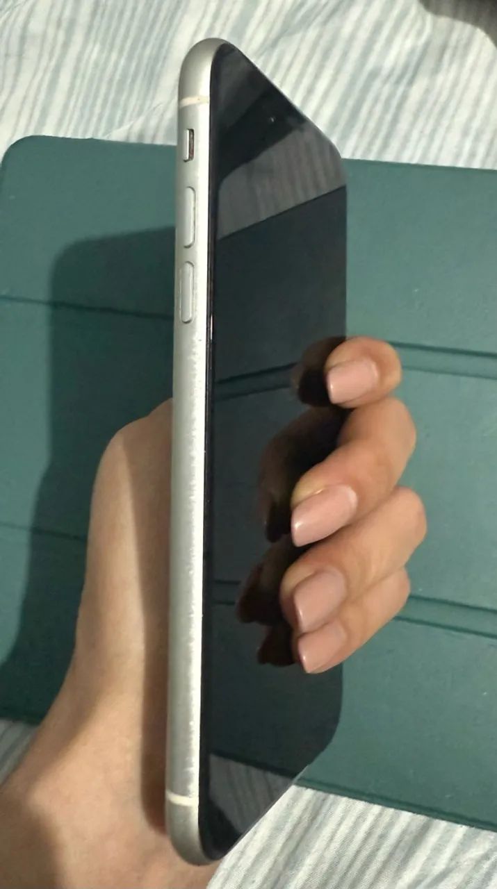 iPhone 11 128gb branco  - Foto 3