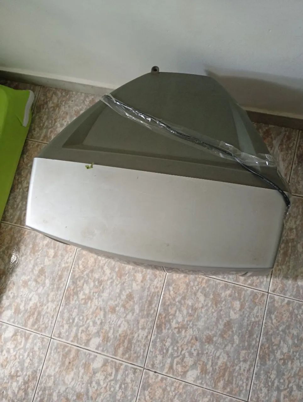 Televisão de tubo 