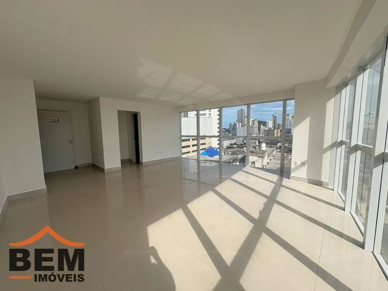 Sala Comercial para aluguel no Centro de Itajaí - Foto 3