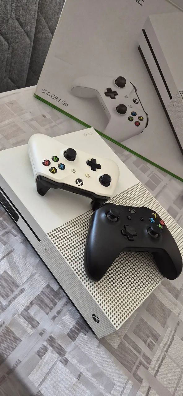 Xbox One S - 500gb - Foto 3