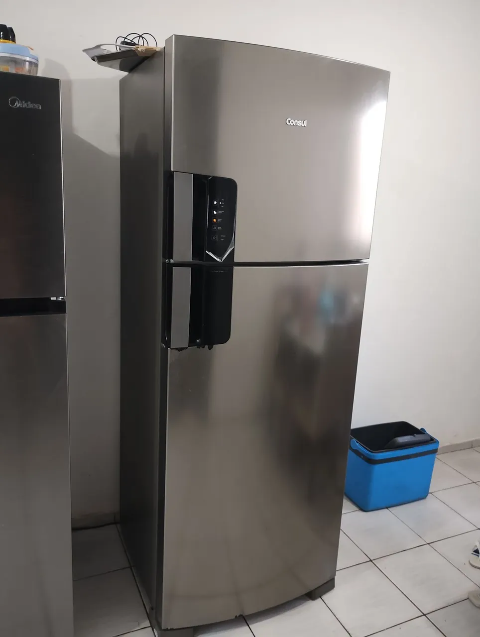 Cervejeira Vertical 570L Frost Free GCB-57V Gelopar Preta 220v