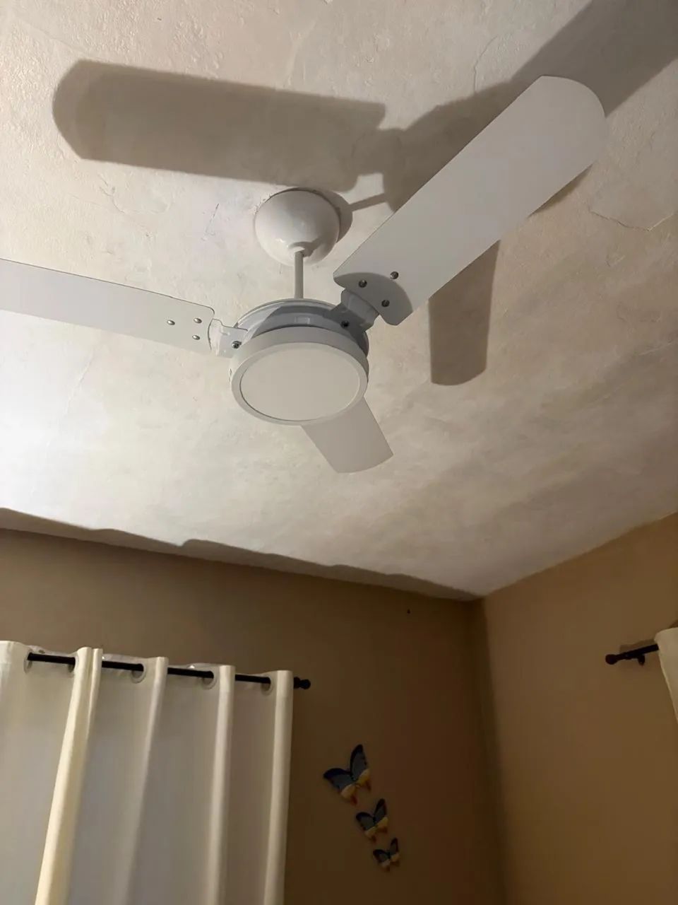 Ventilador de teto 