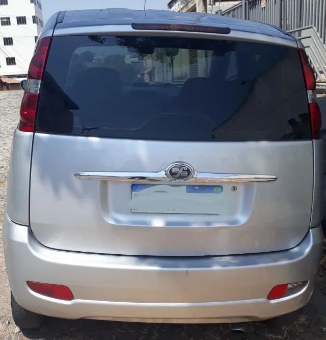 Effa M-100 1.0 8V 5P 2010 - Foto 2