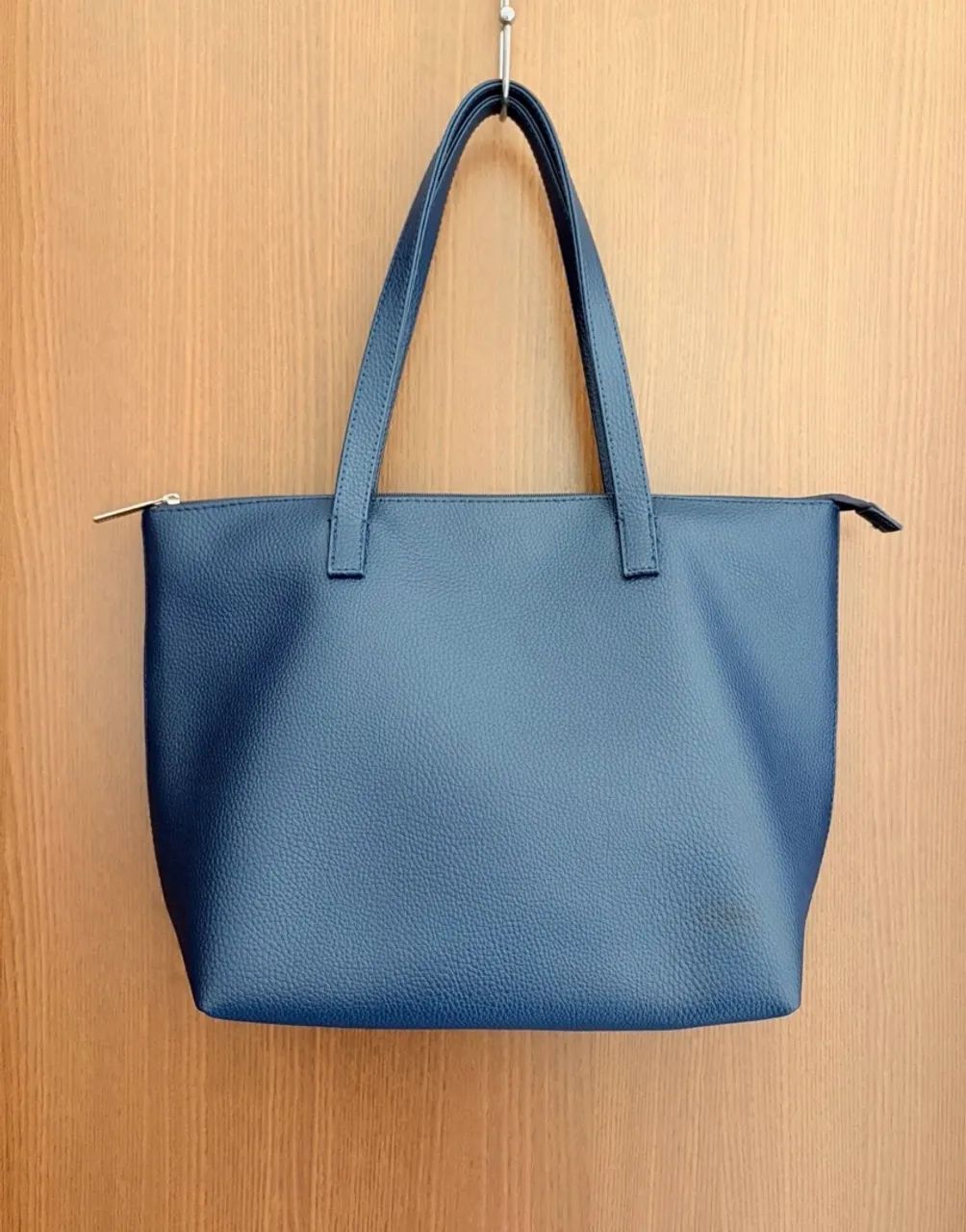 Bolsa tote azul marinho arezzo