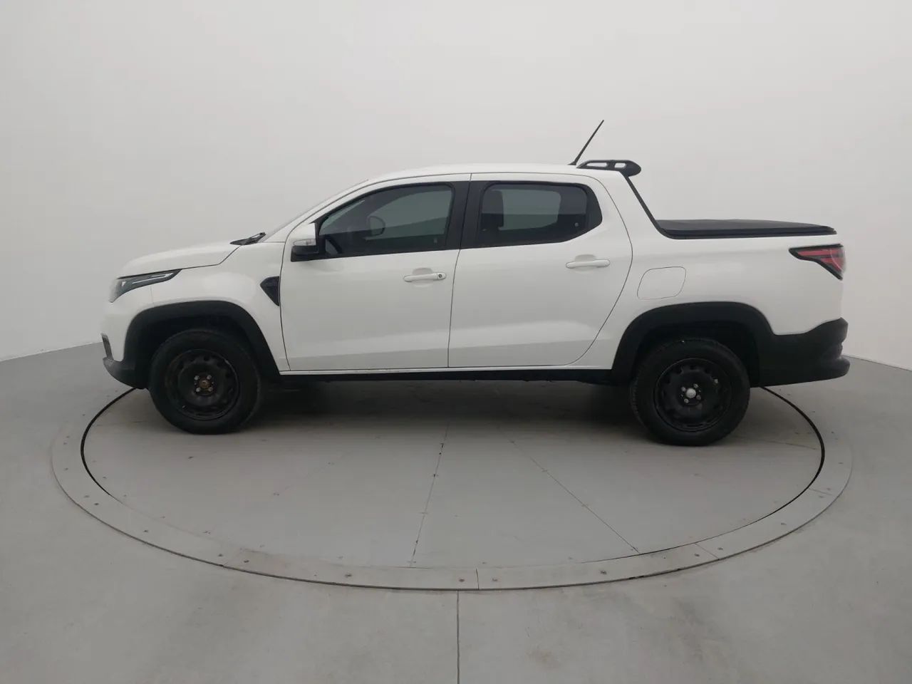 Fiat Strada Freedom 1.3 Flex 8V CD, foto 2 de 18