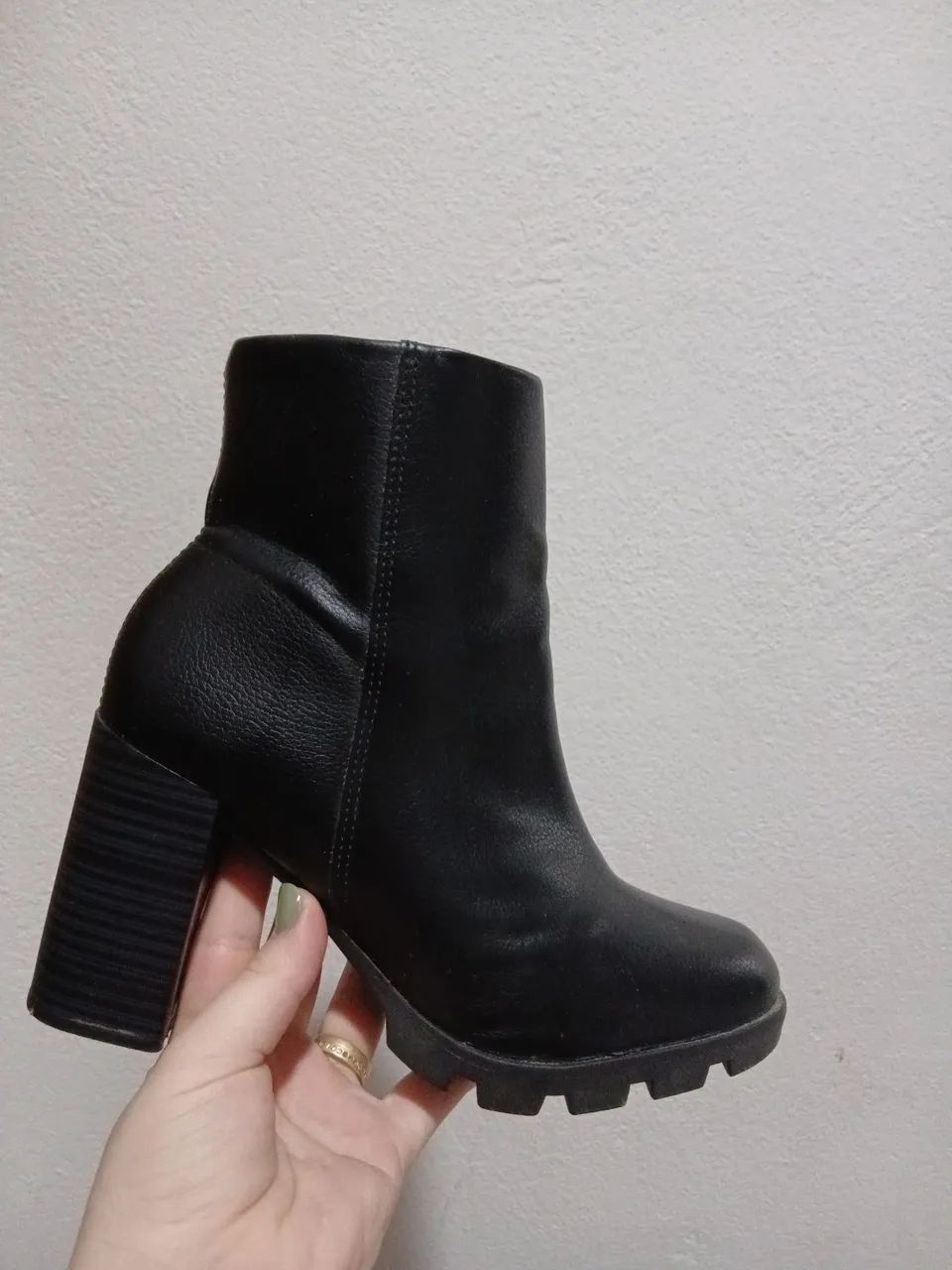 Vendo Bota Beira Rio 