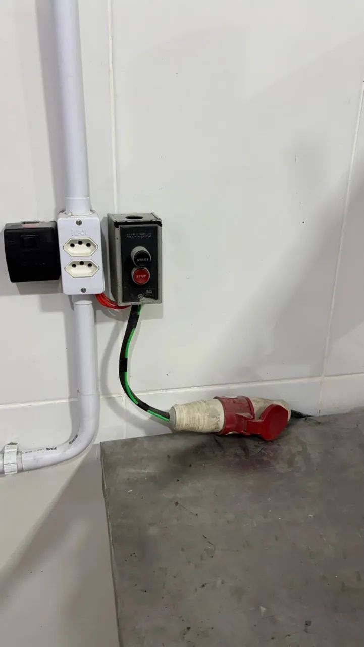 Vende-se furadeira de bancada - Foto 4