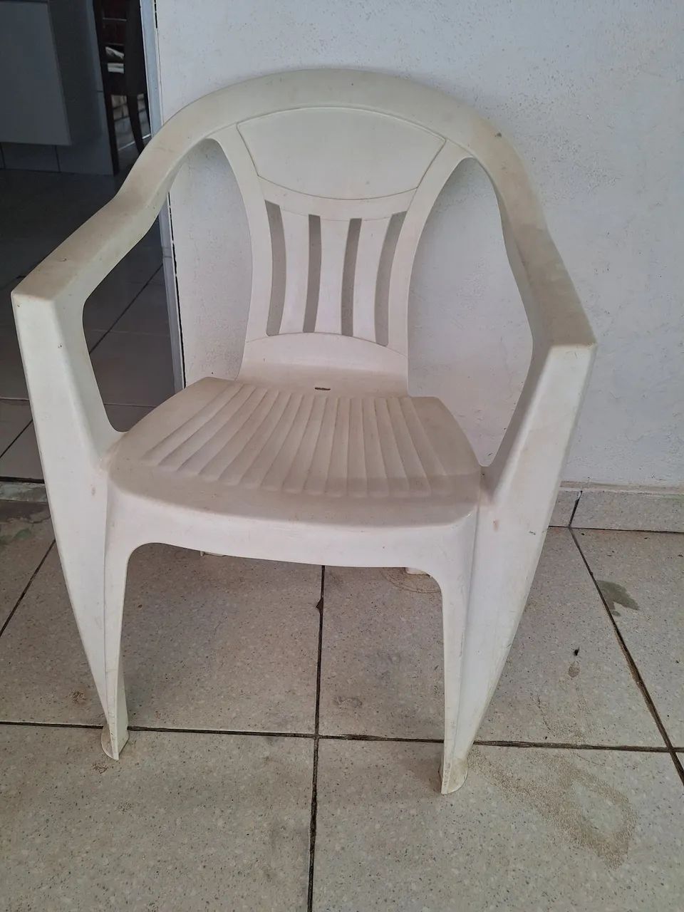 Cadeira de Plástico 