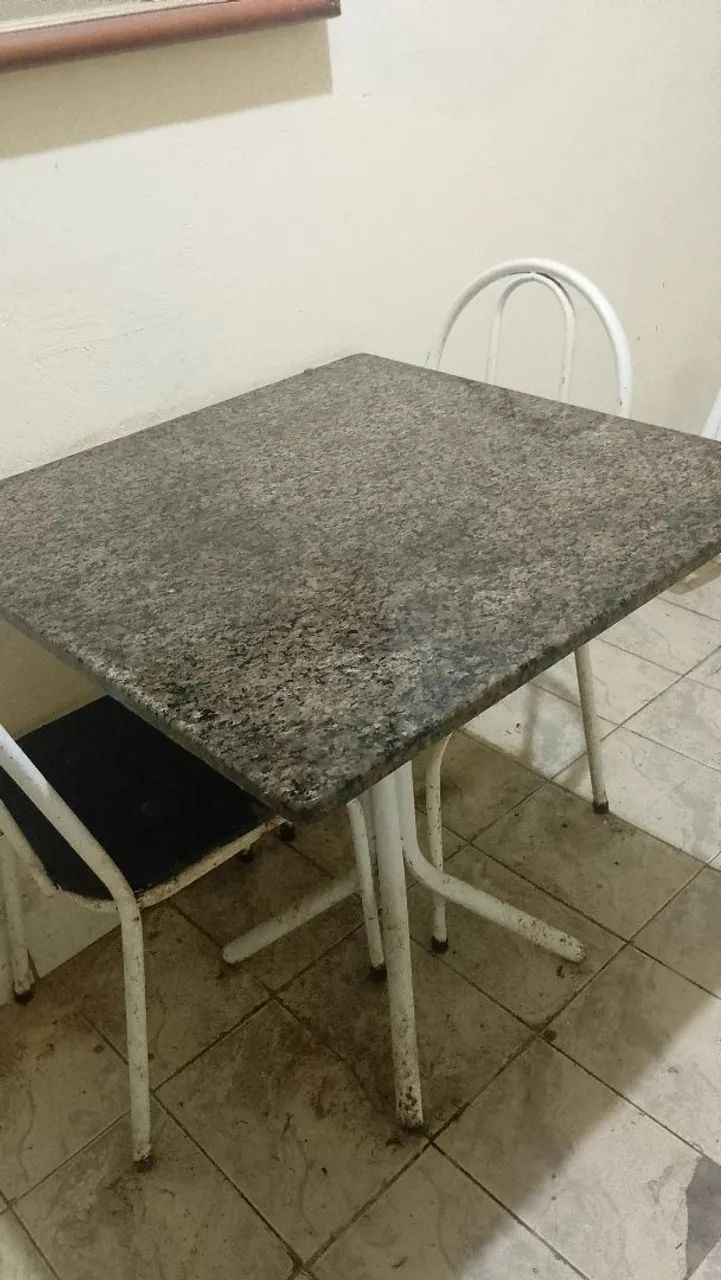 mesa de granito