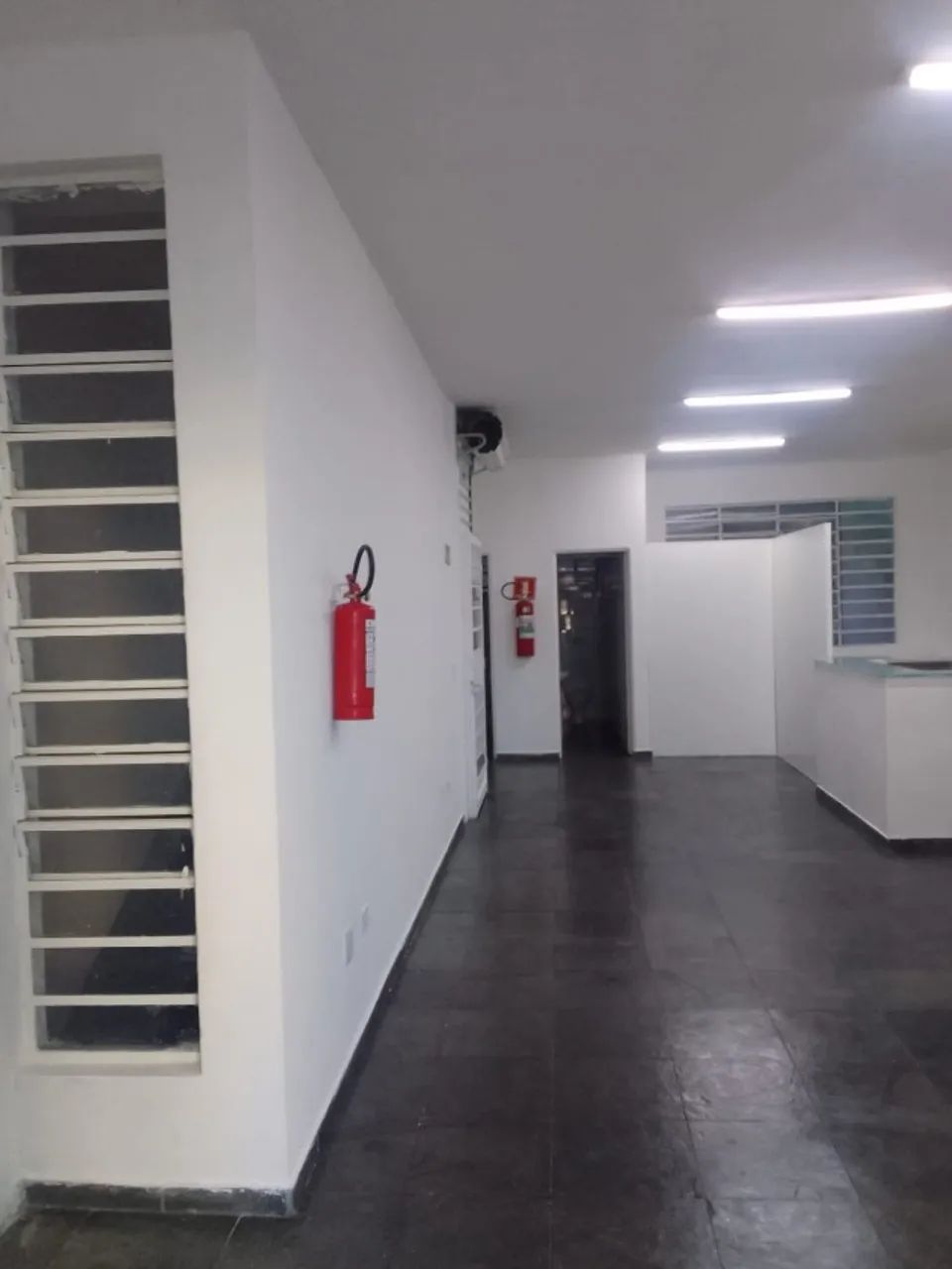 ALUGA-SE SALÃO COMERCIAL- SOBRELOJA - 90 M2- PQ. ASSUNÇÃO- TABOÃO DA SERRA-SP - Foto 3