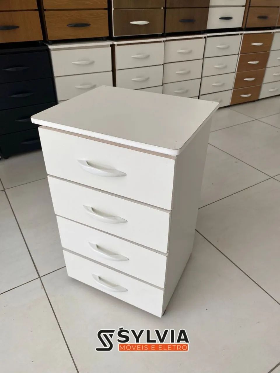 Criado mudo de 4 gavetas  - Foto 3