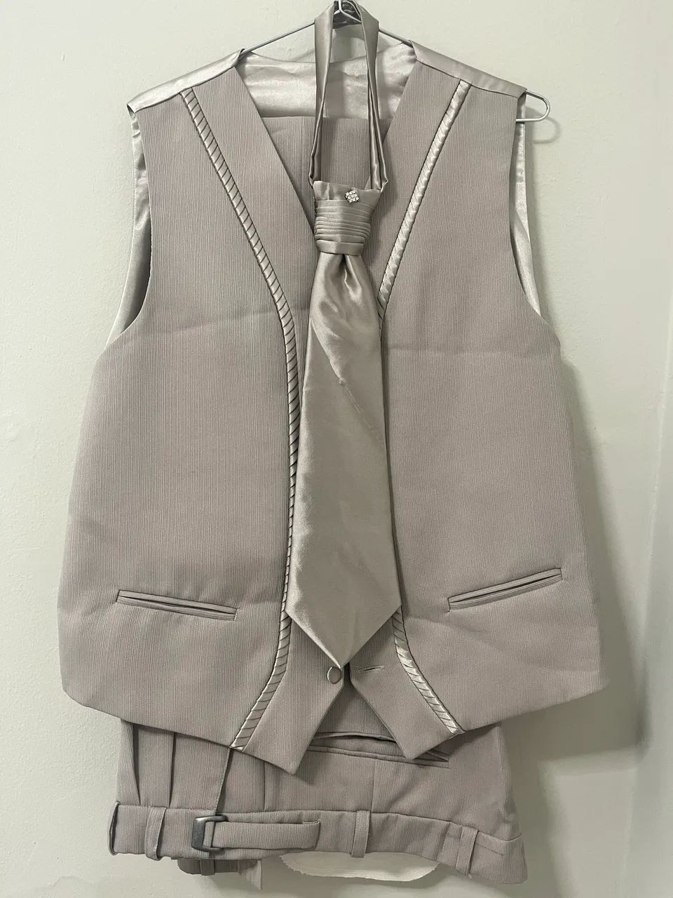 Traje noivo completo 