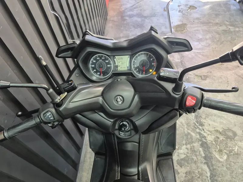 Yamaha XMax 50 cc  - Foto 5