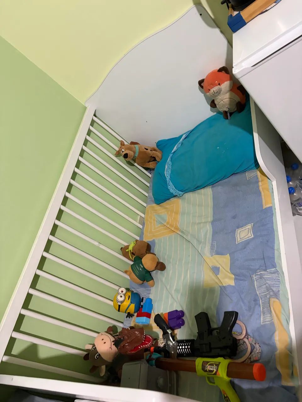 Berço/Cama incluso colchão já.