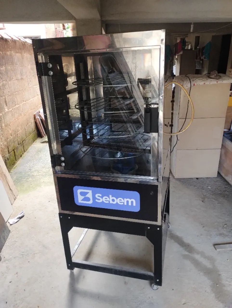 Máquina de assar frangos