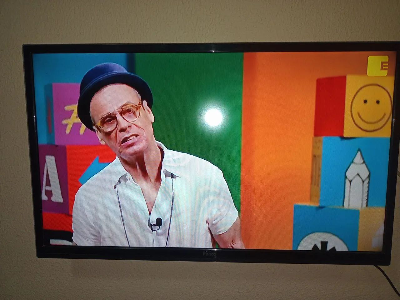 Tv Philco Led 32" chiado no som - Foto 4