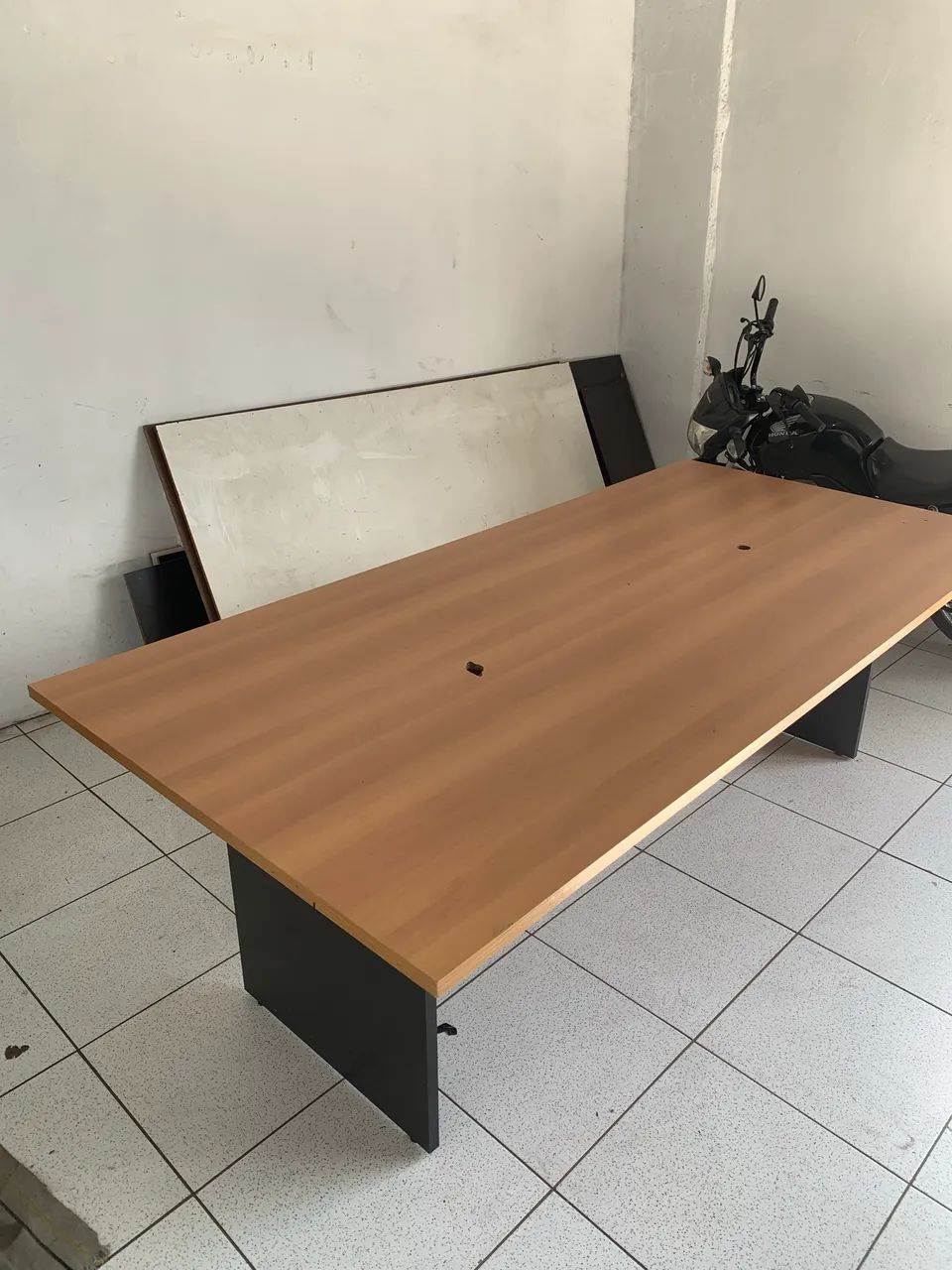 Mesa de reunião  - Foto 2