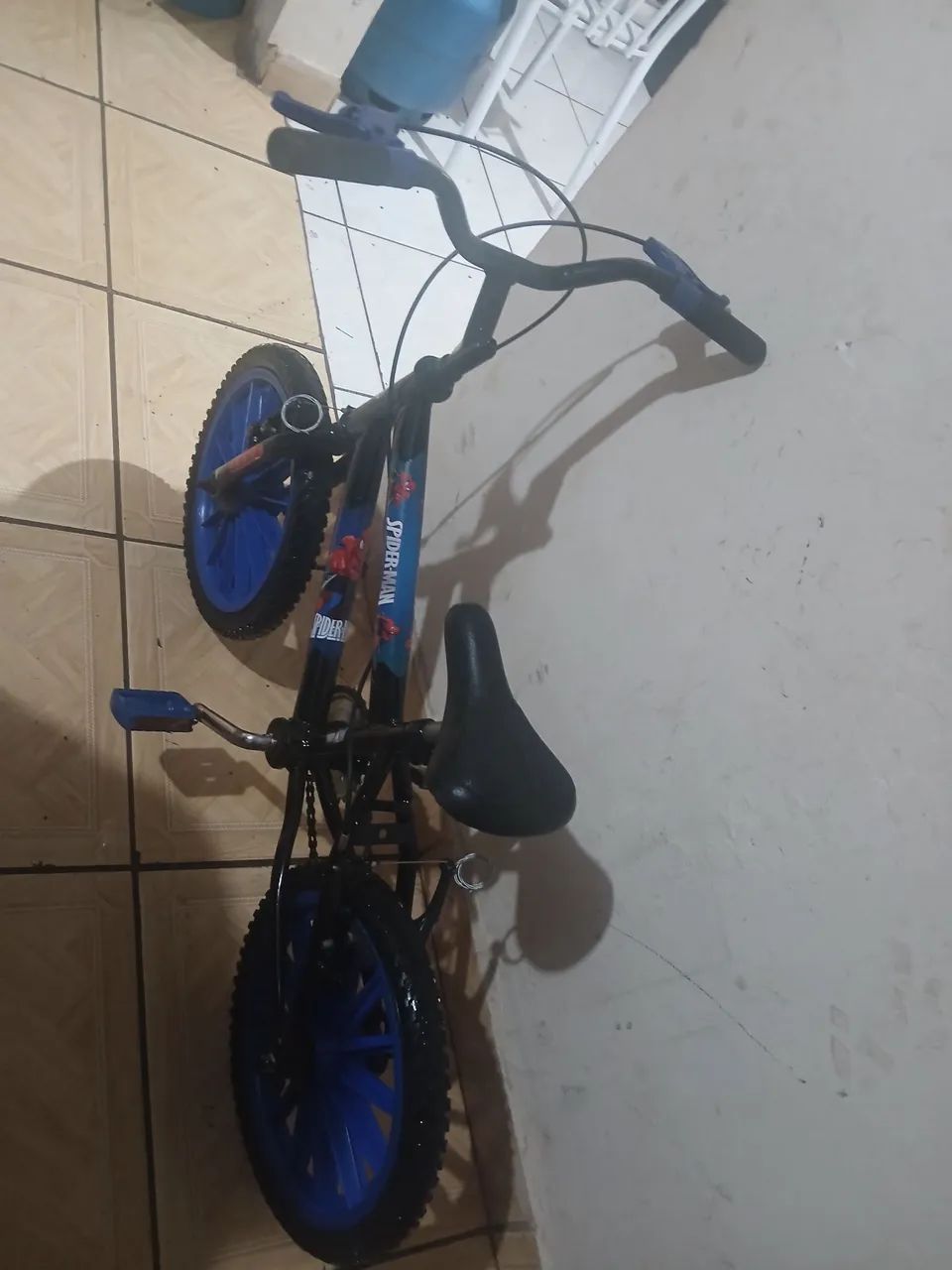 Vendo bicicleta aro 16  - Foto 5