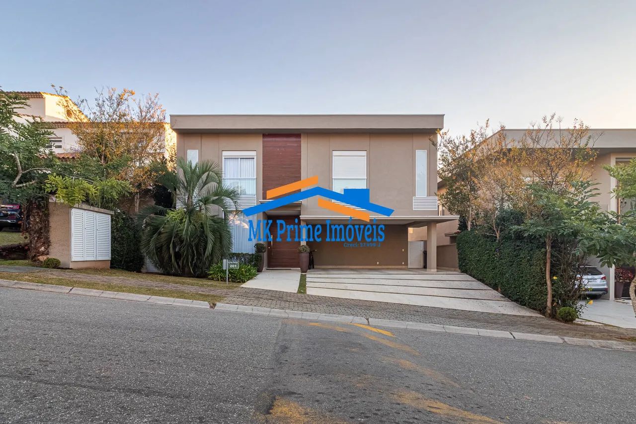 CASA TAMBORÉ 10 | PORTEIRA FECHADA