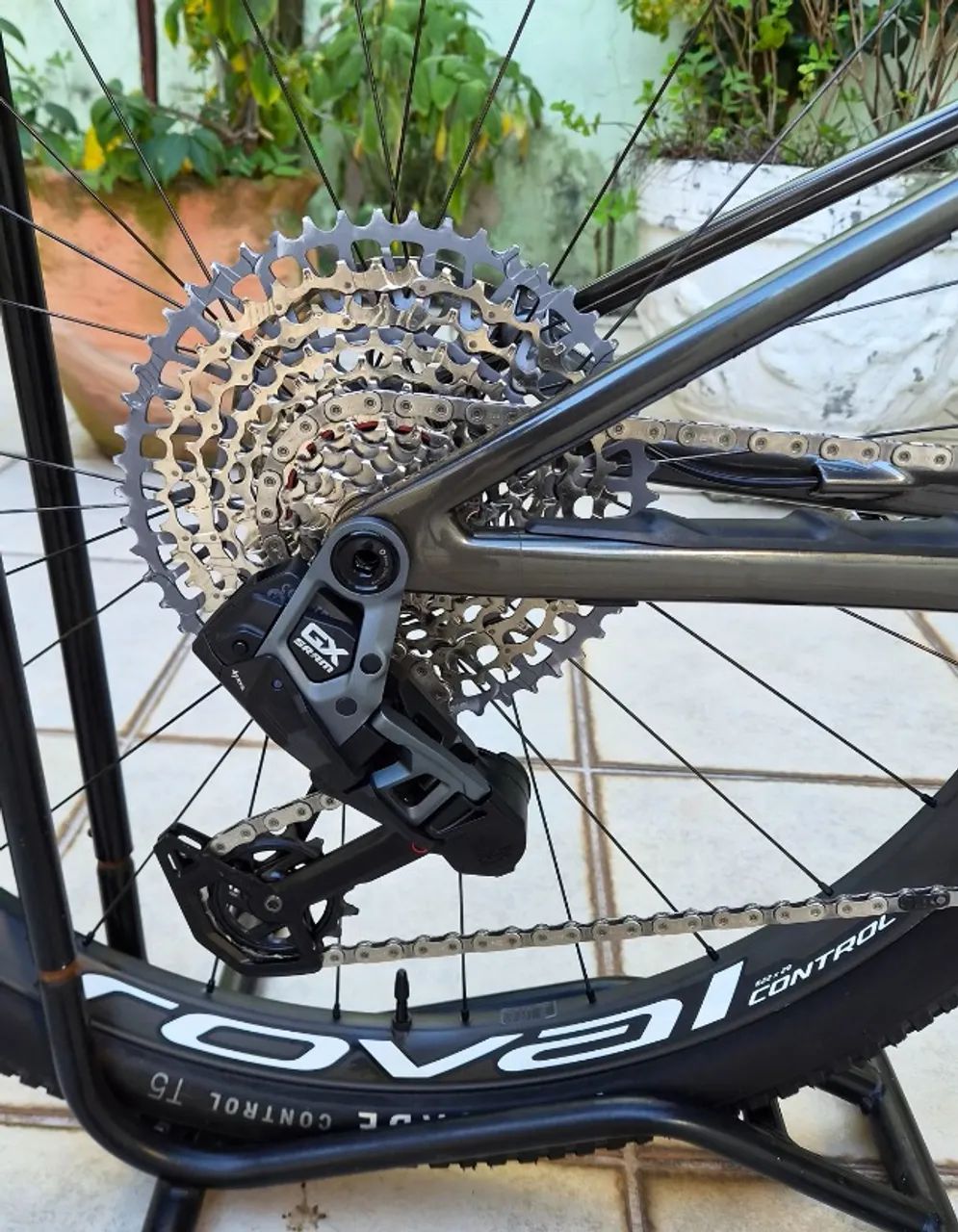 Specialized Epic 8 Expert - Tamanho L - Foto 2