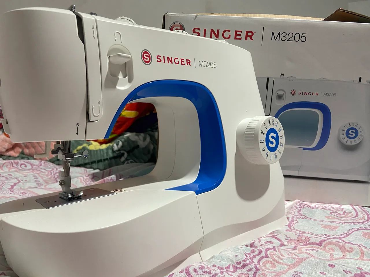 Máquina de costura Singer  - Foto 4