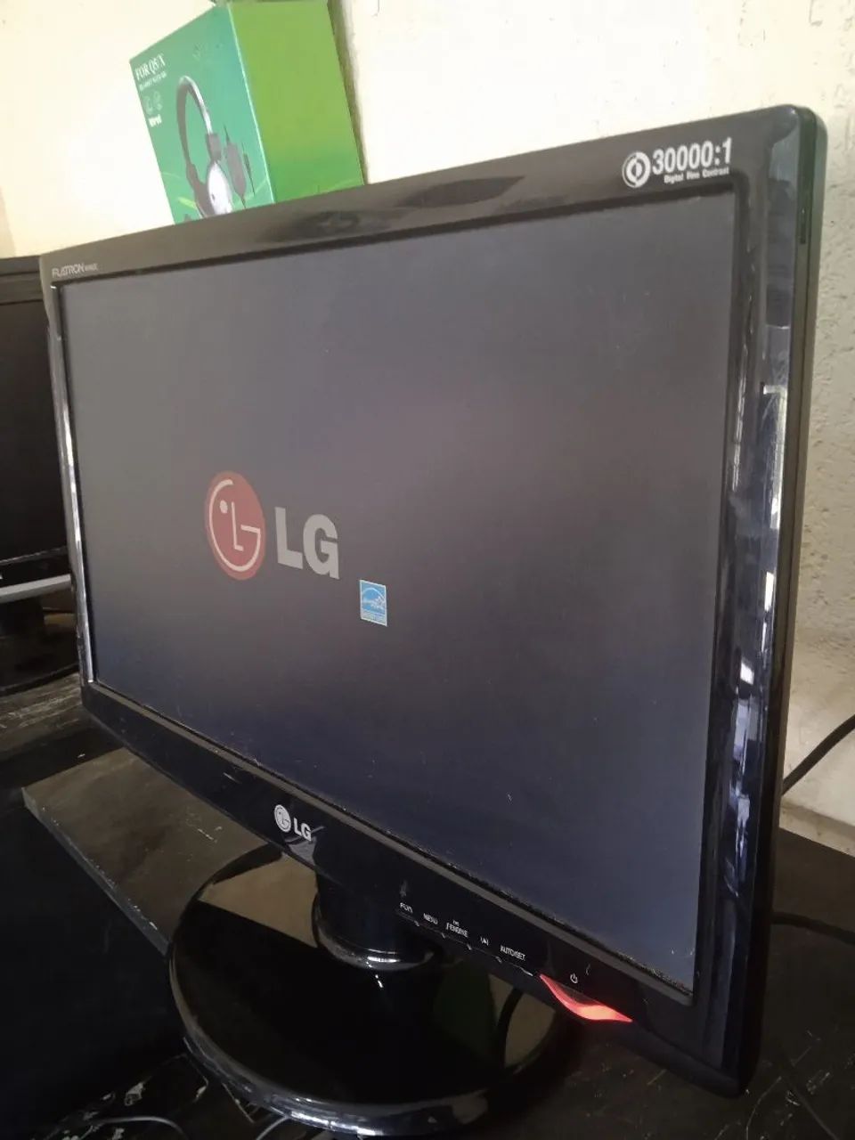 Monitor LG 20 polegadas completo  - Foto 2