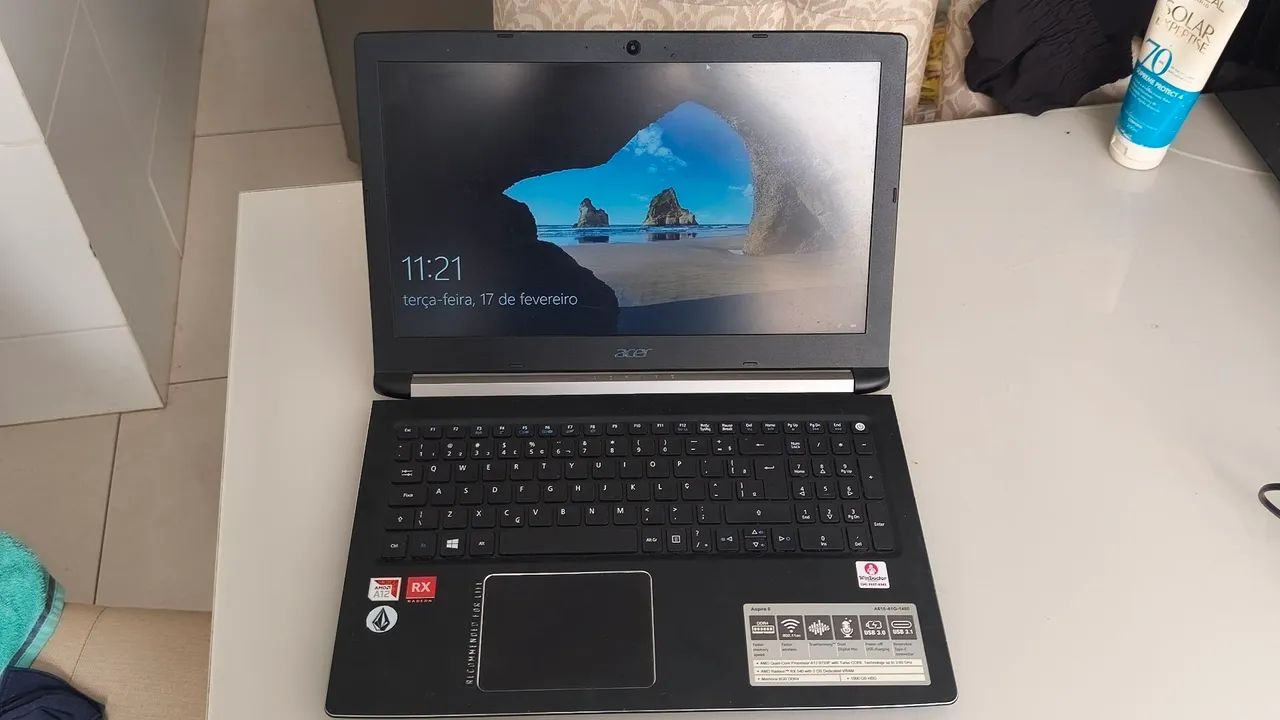 Notebook 1tb, 8GB RAM