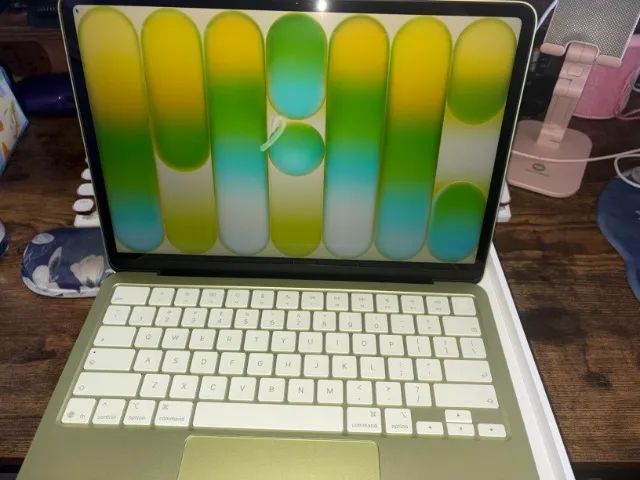 MacBook Neo Cítrus 256GB | NOVO, LACRADO E COM 1 ano de garantia