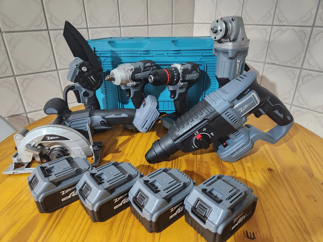 Kit ferramentas elétricas 4 em 1 profissional com 4 baterias 48v