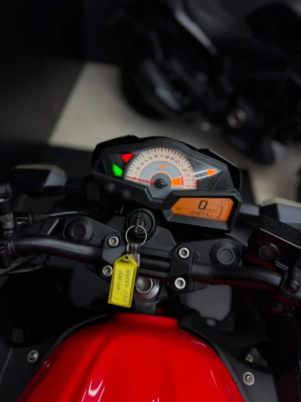Z 300 2018 - 1543950363 | OLX