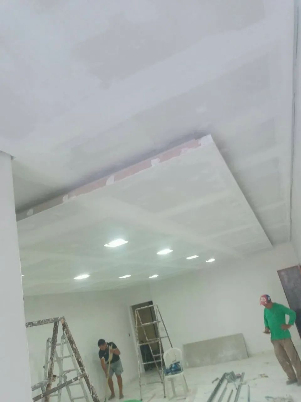 Gesseiro e pintor - Foto 5