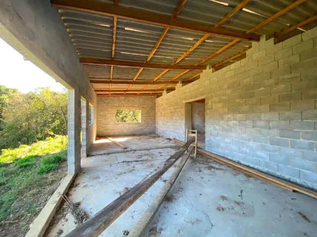 Sítio de 5,2 Hectares com Casa e Nascente - Foto 5
