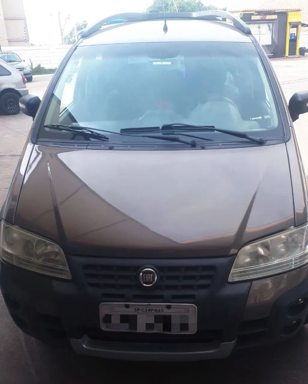 Fiat Idea Adv./ Adv.lock.dualogic 1.8 Flex 5P 2010 - Foto 4